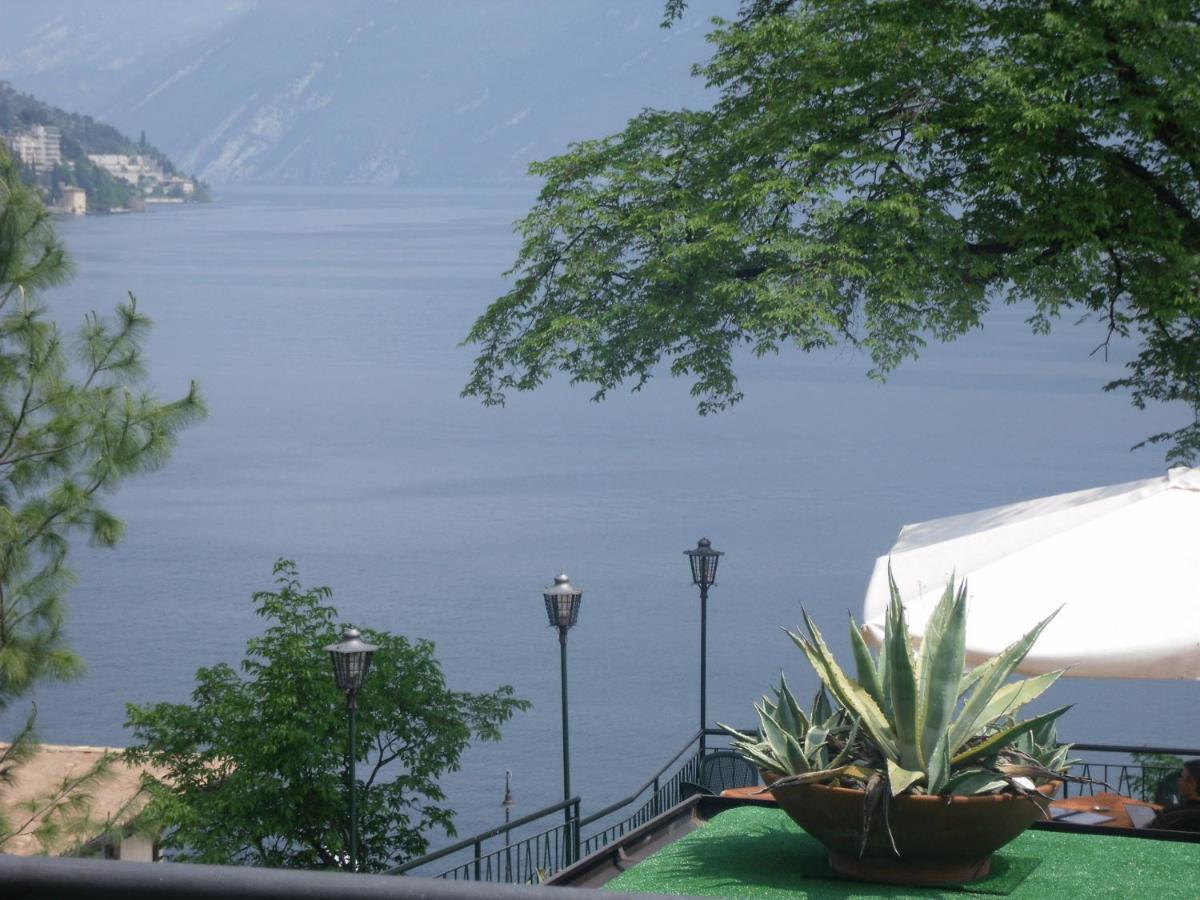 Hotel Alla Noce Limone sul Garda Zimmer foto